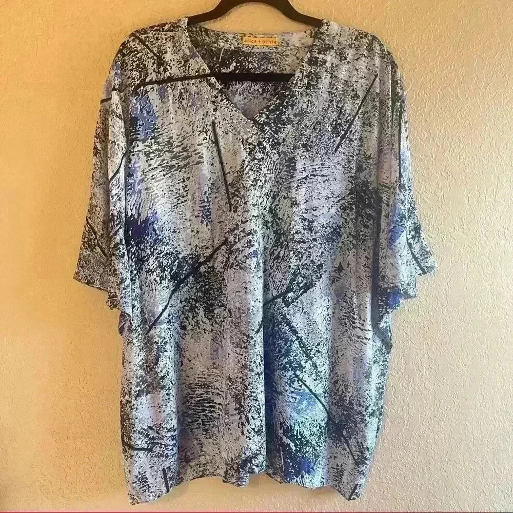 Alice + Olivia Silk Batwing Blouse